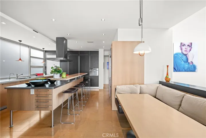 5490 E The Toledo, Long Beach, California 90803