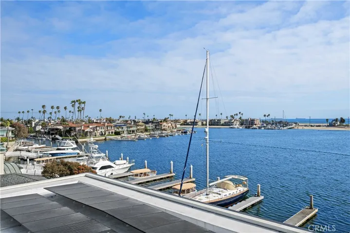 5490 E The Toledo, Long Beach, California 90803