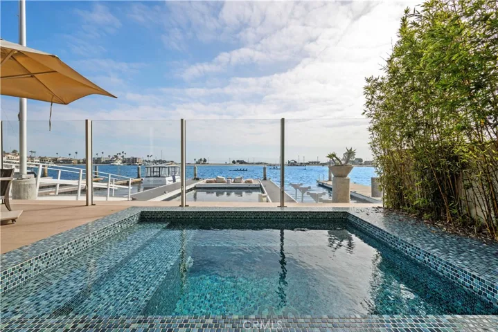 5490 E The Toledo, Long Beach, California 90803