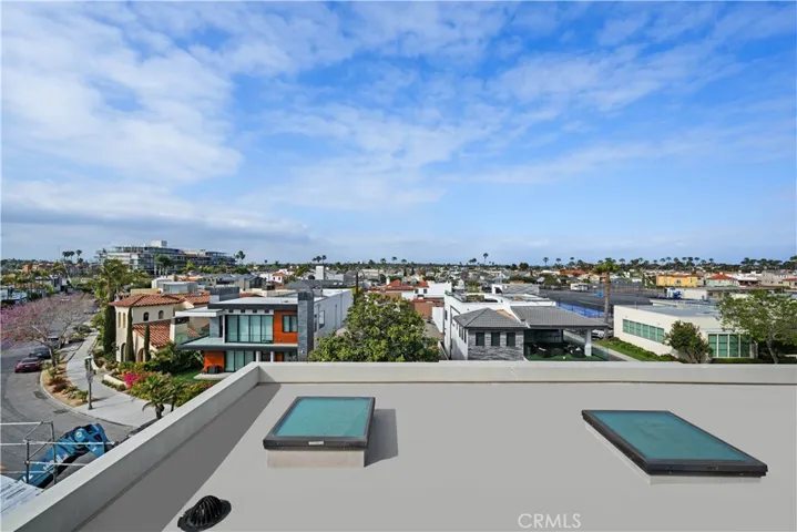 5490 E The Toledo, Long Beach, California 90803