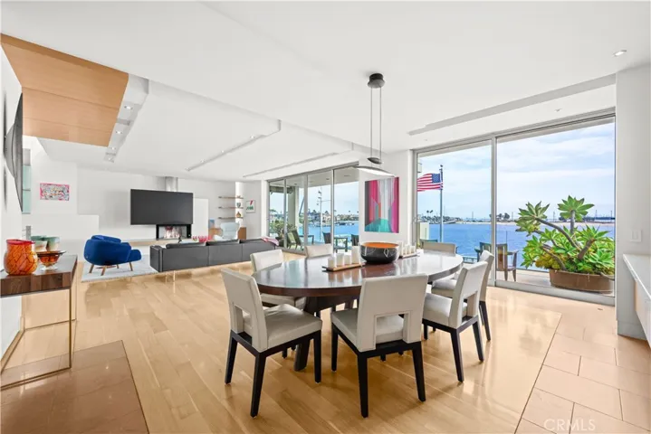5490 E The Toledo, Long Beach, California 90803