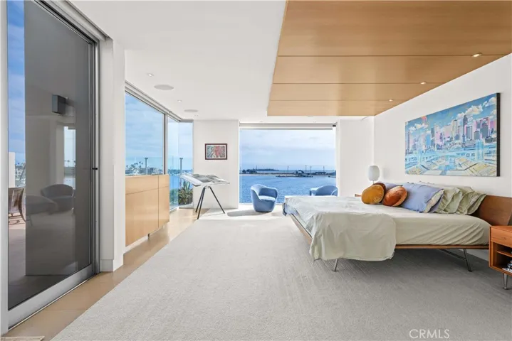 5490 E The Toledo, Long Beach, California 90803