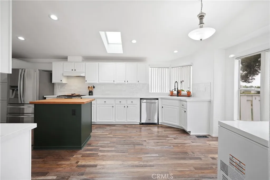 31082 Murphy Lane, Menifee, California 92584 home-pic-9