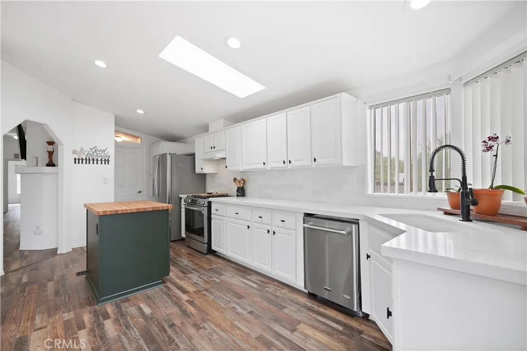 31082 Murphy Lane, Menifee, California 92584 home-pic-8