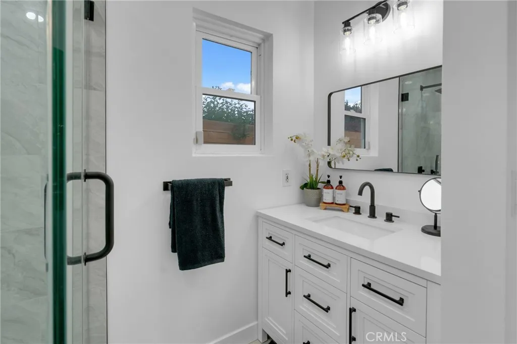 10305 Deveron Drive, Whittier, California 90601 home-pic-29