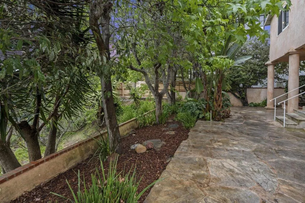 6430 La Jolla Scenic South Drive, La Jolla, California 92037 home-pic-22