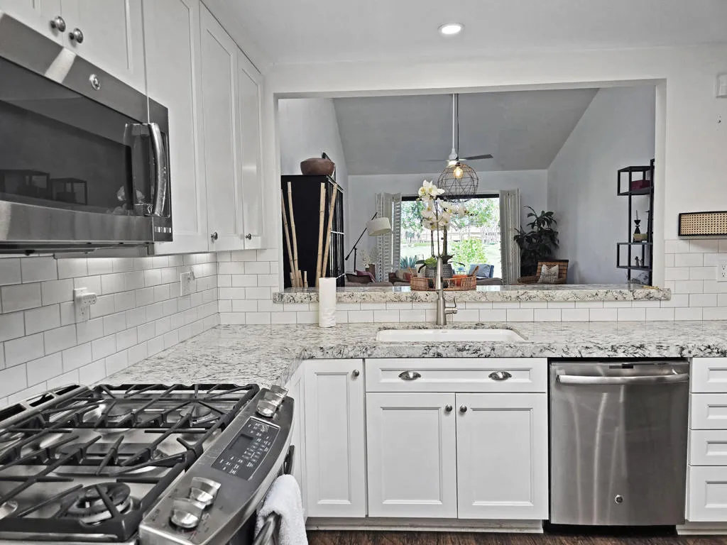 38858 Lobelia Circle, Palm Desert, California 92211 home-pic-2