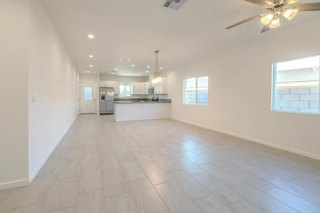 32285 Pueblo Trail, Cathedral City, California 92234 home-pic-8