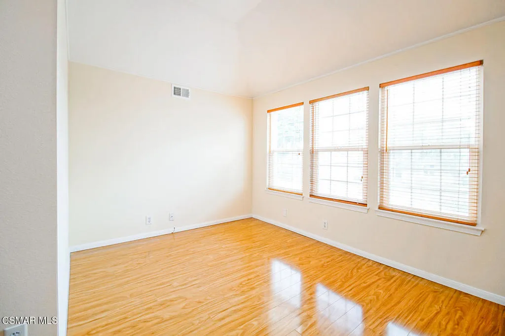 2111 Peak Place, Thousand Oaks, California 91362 home-pic-35