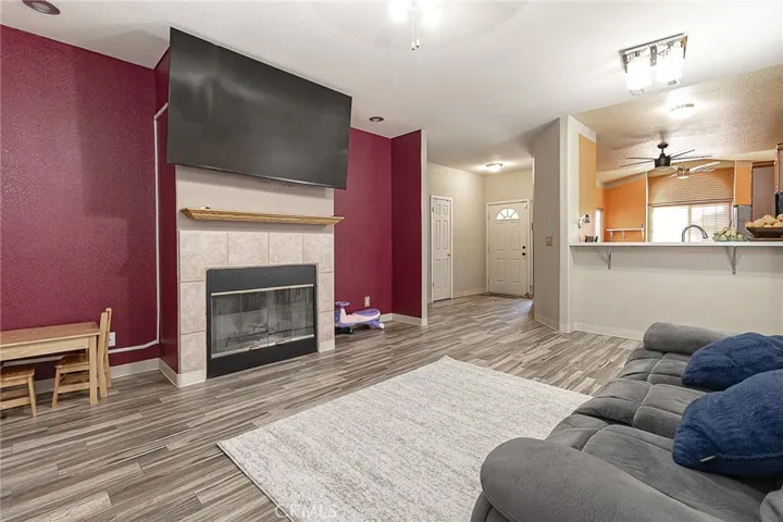 1017 East Avenue, Gustine, California 95322
