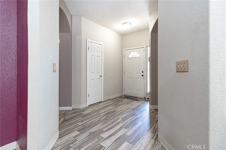 1017 East Avenue, Gustine, California 95322