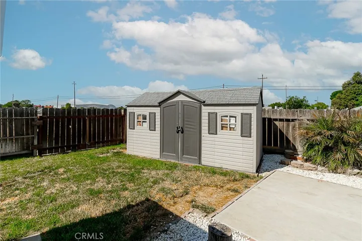 1017 East Avenue, Gustine, California 95322