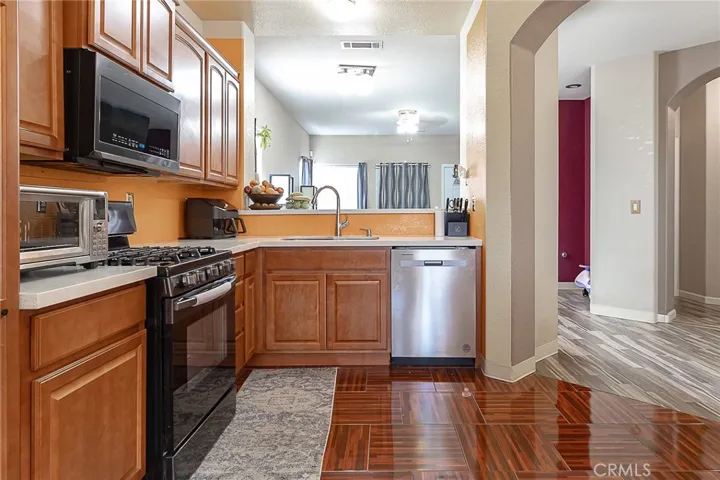 1017 East Avenue, Gustine, California 95322