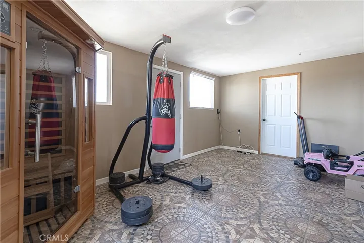 1017 East Avenue, Gustine, California 95322