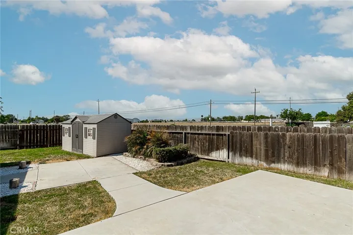 1017 East Avenue, Gustine, California 95322