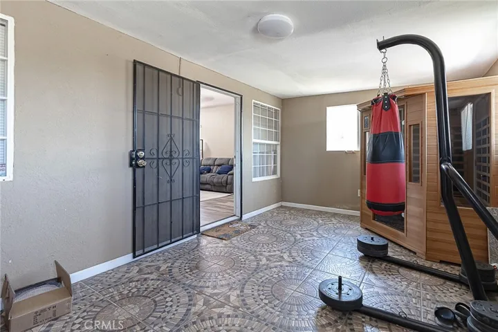 1017 East Avenue, Gustine, California 95322