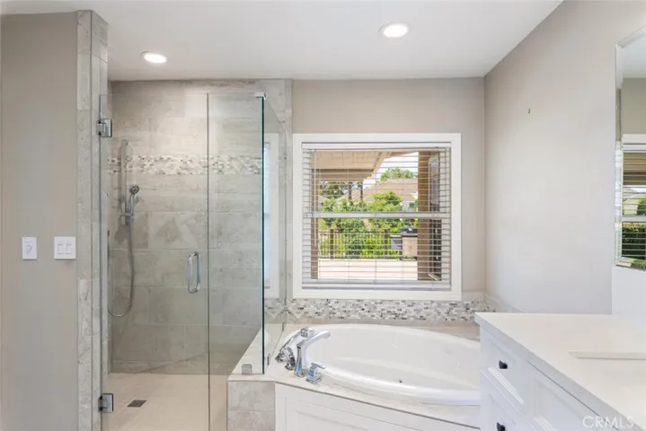 30347 Via Canada, Temecula, California 92592