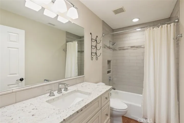30347 Via Canada, Temecula, California 92592