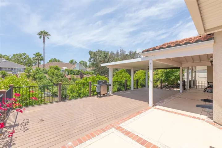 30347 Via Canada, Temecula, California 92592
