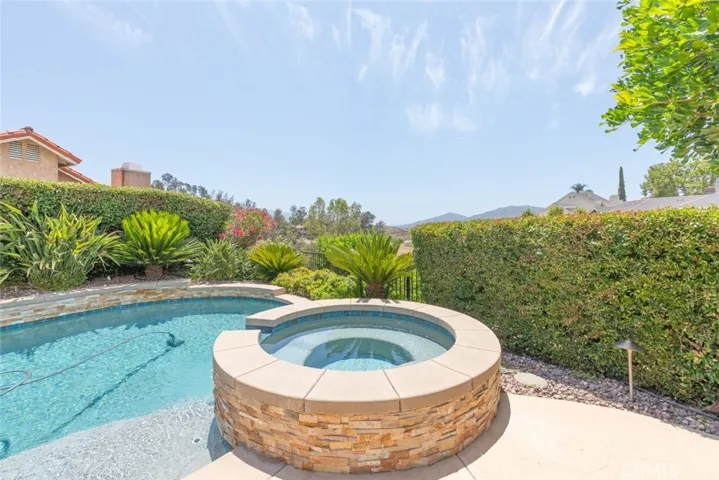 30347 Via Canada, Temecula, California 92592