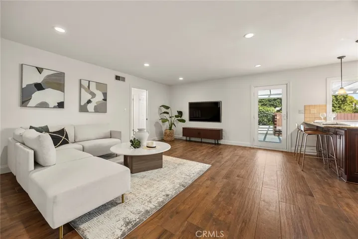 2132 Via Caliente, Fullerton, California 92833