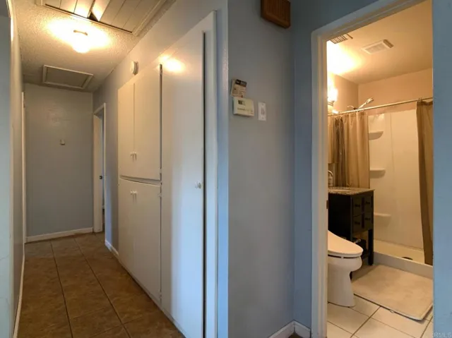 9884 Settle Road, Santee, California 92071