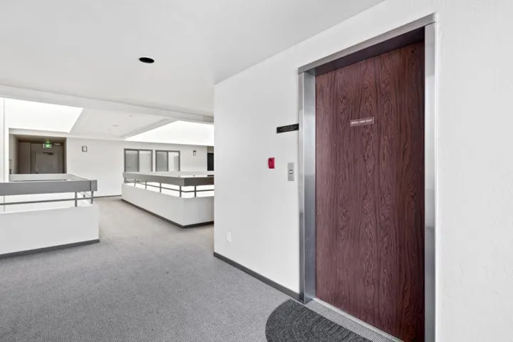 1456 San Carlos Avenue 202, San Carlos, California 94070