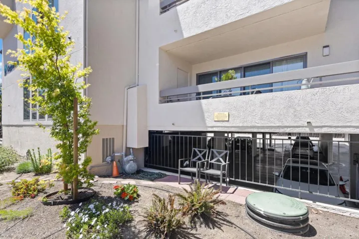 1456 San Carlos Avenue 202, San Carlos, California 94070