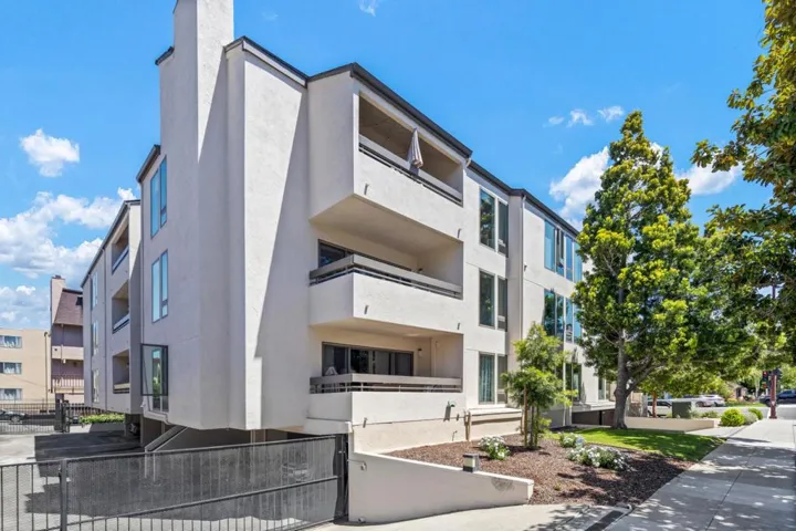 1456 San Carlos Avenue 202, San Carlos, California 94070
