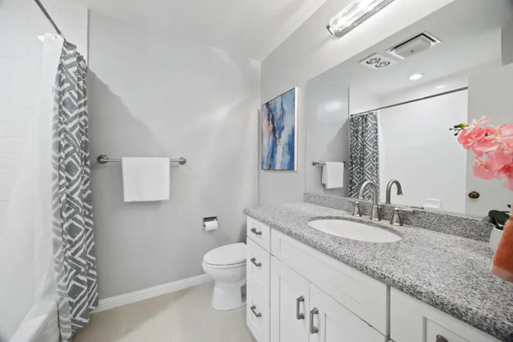 1456 San Carlos Avenue 202, San Carlos, California 94070