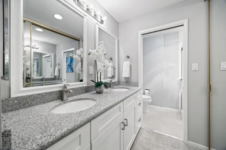 1456 San Carlos Avenue 202, San Carlos, California 94070