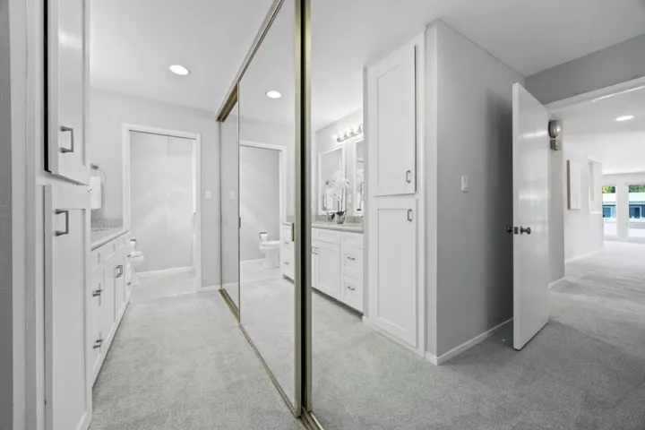 1456 San Carlos Avenue 202, San Carlos, California 94070