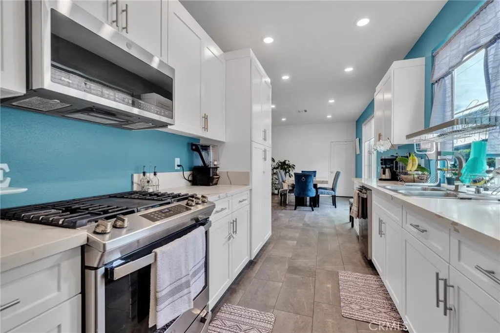 13120 Dart Street E, Baldwin Park, California 91706 home-pic-13