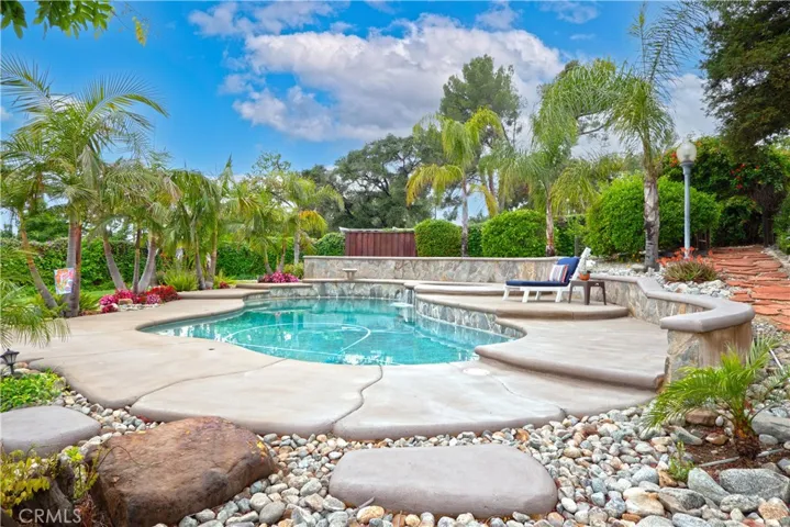 5912 Via Serena, Rancho Cucamonga, California 91701