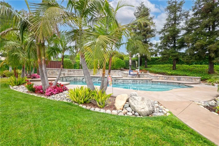 5912 Via Serena, Rancho Cucamonga, California 91701