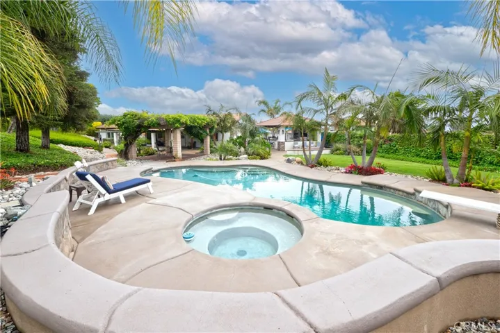 5912 Via Serena, Rancho Cucamonga, California 91701