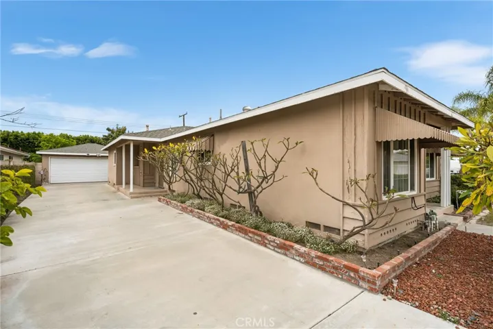 1447 W Damon Avenue, Anaheim, California 92802