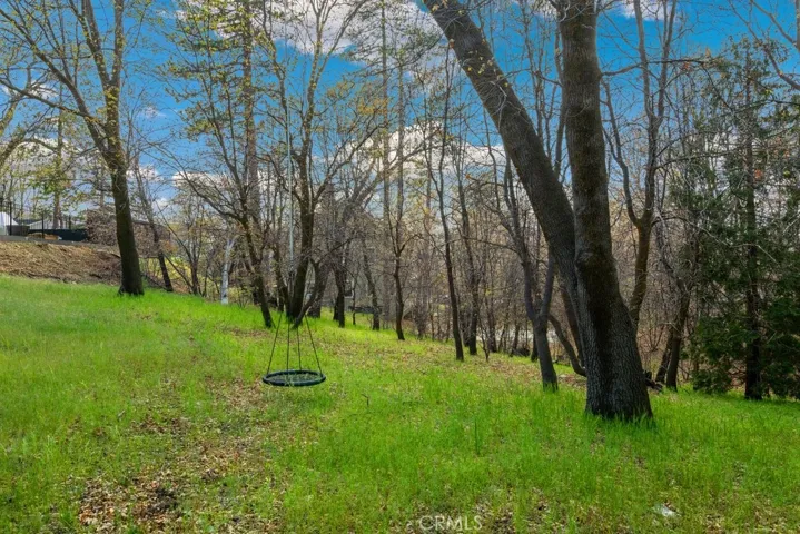 1050 Golden Rule Lane, Lake Arrowhead, California 92352