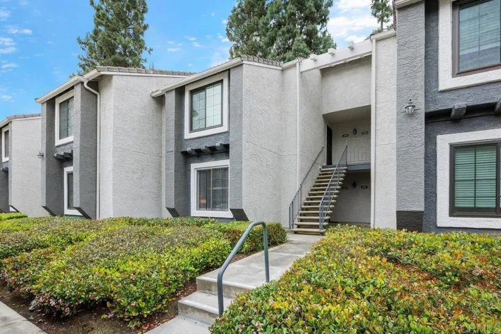 15048 Avenida Venusto 255, San Diego, California 92128