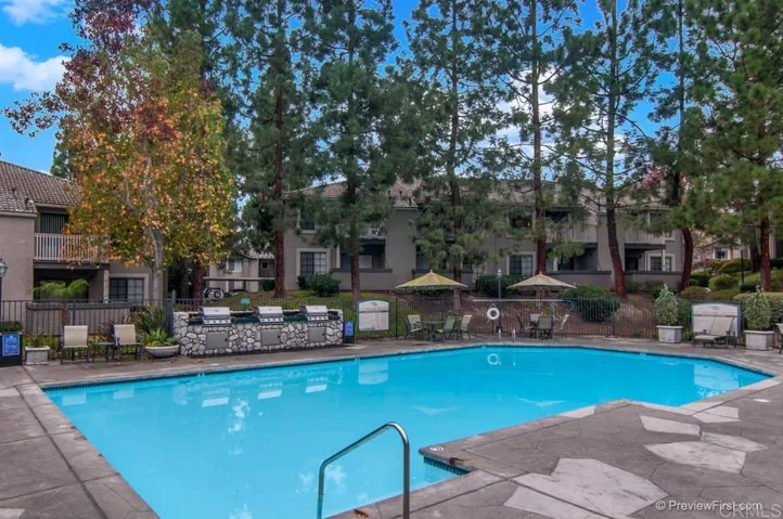 15048 Avenida Venusto 255, San Diego, California 92128