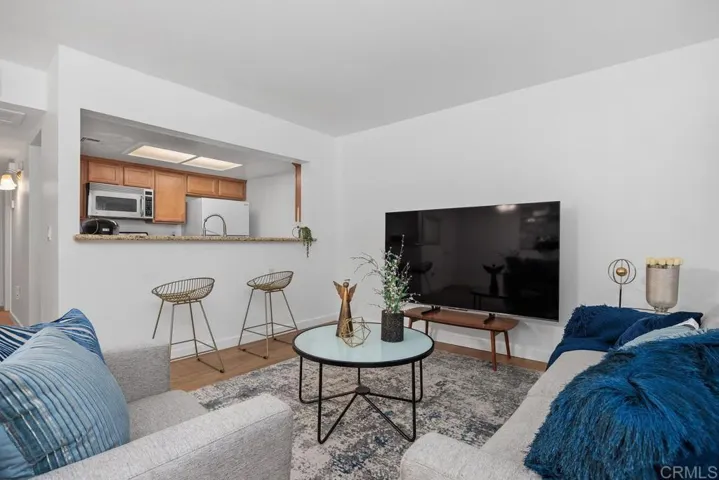 15048 Avenida Venusto 255, San Diego, California 92128