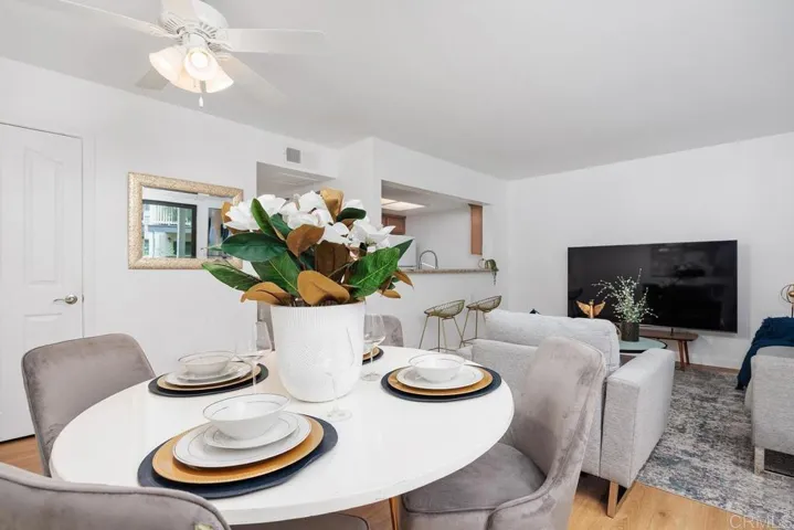 15048 Avenida Venusto 255, San Diego, California 92128