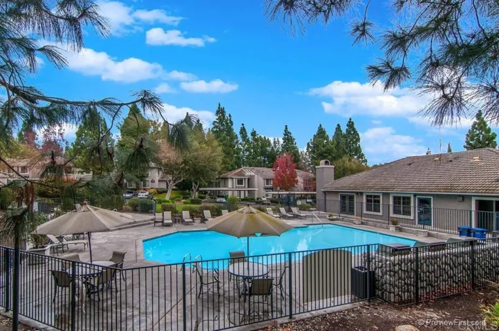 15048 Avenida Venusto 255, San Diego, California 92128