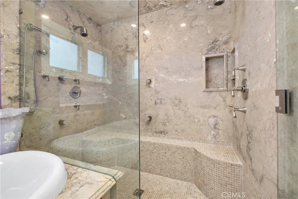 535 High Dr, Laguna Beach, California 92651 home-pic-20