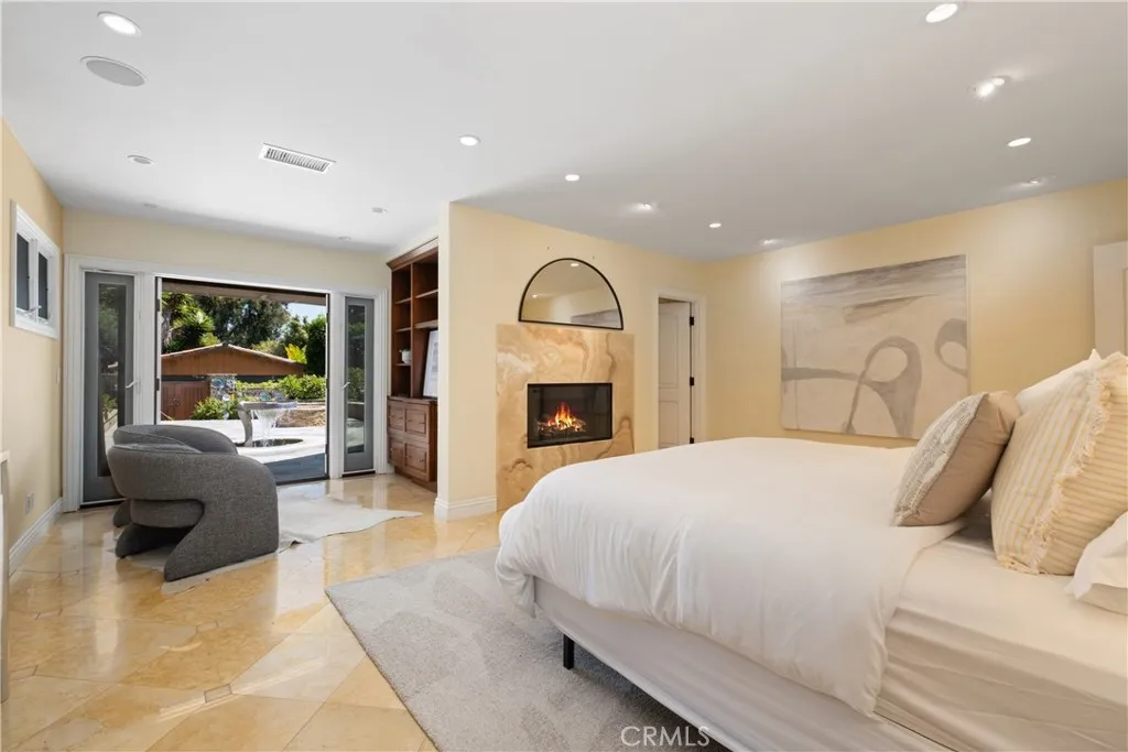 535 High Dr, Laguna Beach, California 92651 home-pic-23