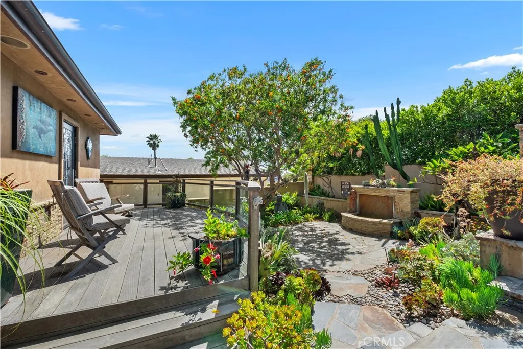 535 High Dr, Laguna Beach, California 92651 home-pic-8