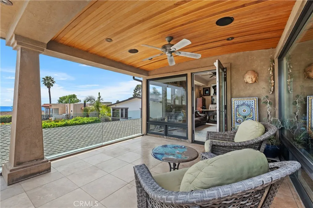 535 High Dr, Laguna Beach, California 92651 home-pic-21