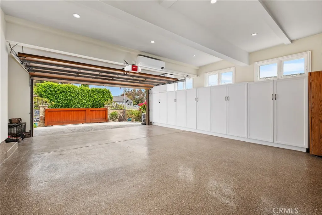 535 High Dr, Laguna Beach, California 92651 home-pic-36