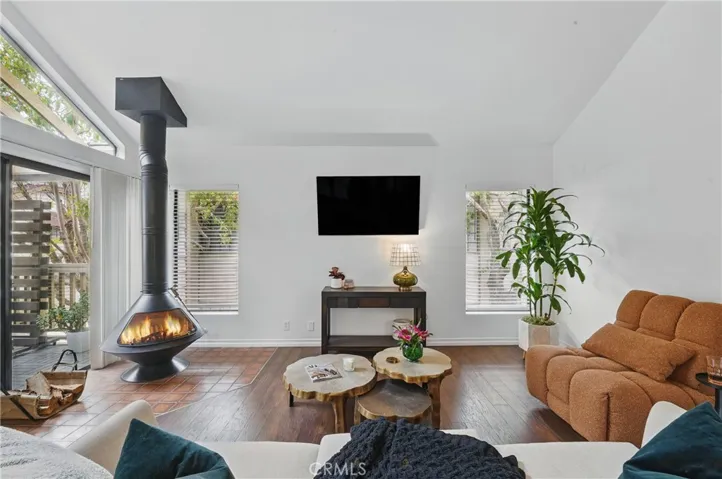 16211 Downey Avenue 73, Paramount, California 90723
