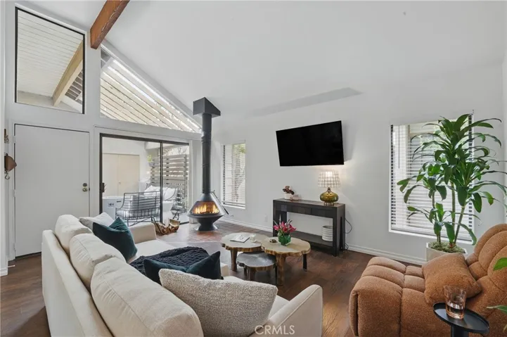 16211 Downey Avenue 73, Paramount, California 90723